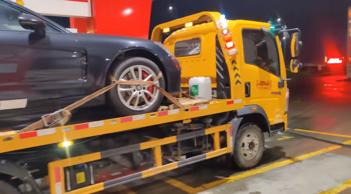 洛阳行车途中遇到突发状况该如何呼叫道路救援？